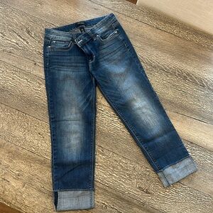 White House Black Market Jean crop pants
